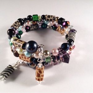 NWT Interchangeable Artisan Memory Wire Bracelet + wire wrapped dangles B101